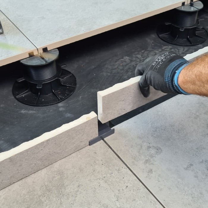 Profil schodowy górny Renoplast SW